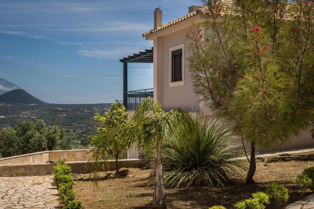 Peaceful House With An Awesome View Villa Khelmáta Exterior photo