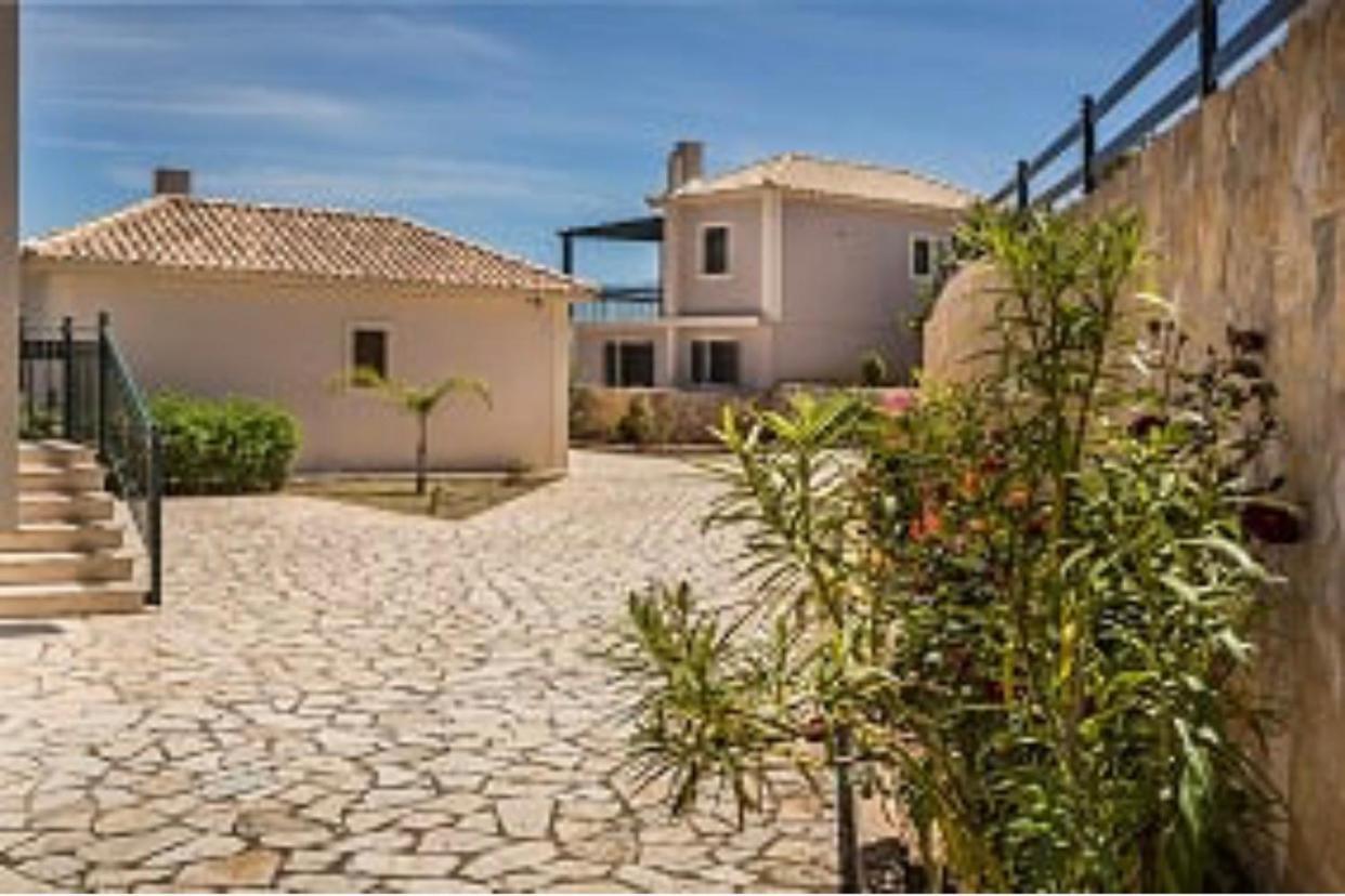 Peaceful House With An Awesome View Villa Khelmáta Exterior photo